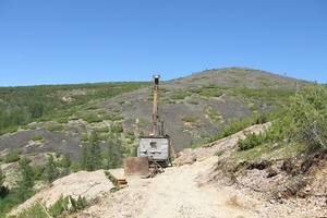 Буровая на рудопроявлении Гросс