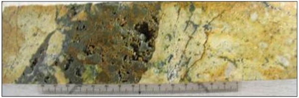 Low to intermediate sulfidation epithermal style mineralization