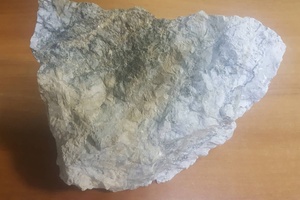 Кварц с сульфидными примазками