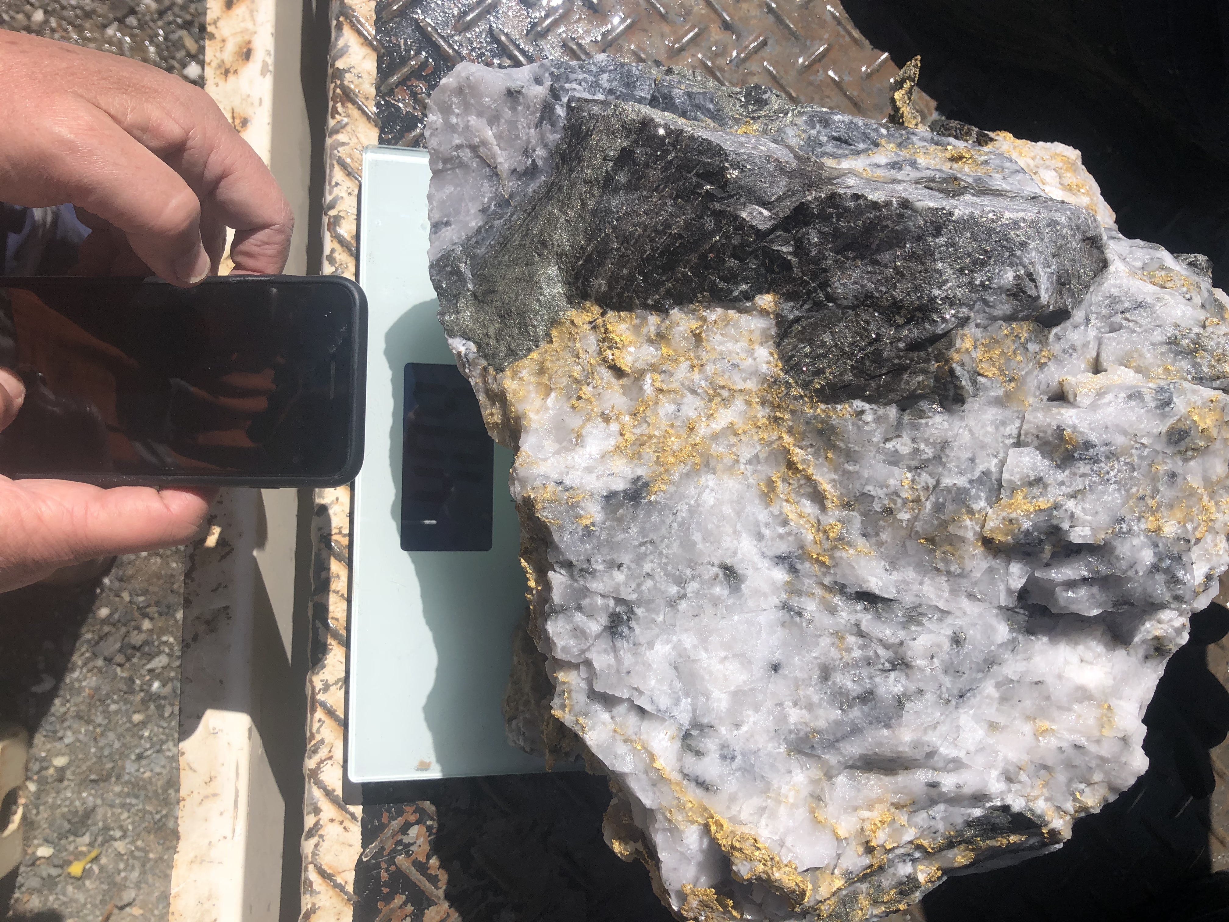 Breakthrough 407 kg rock specimen